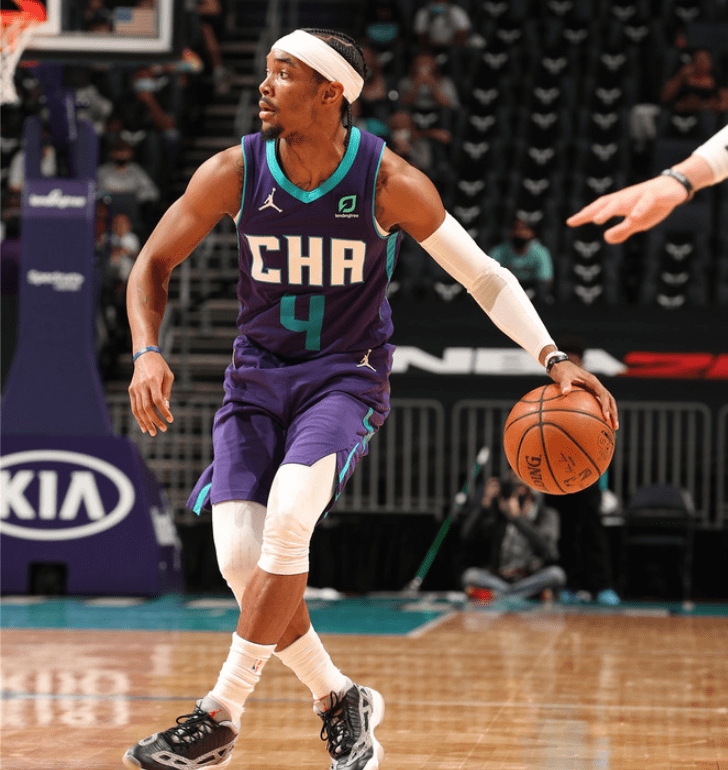 萨兰蒂纳客场惨遭逆转，遭遇失利