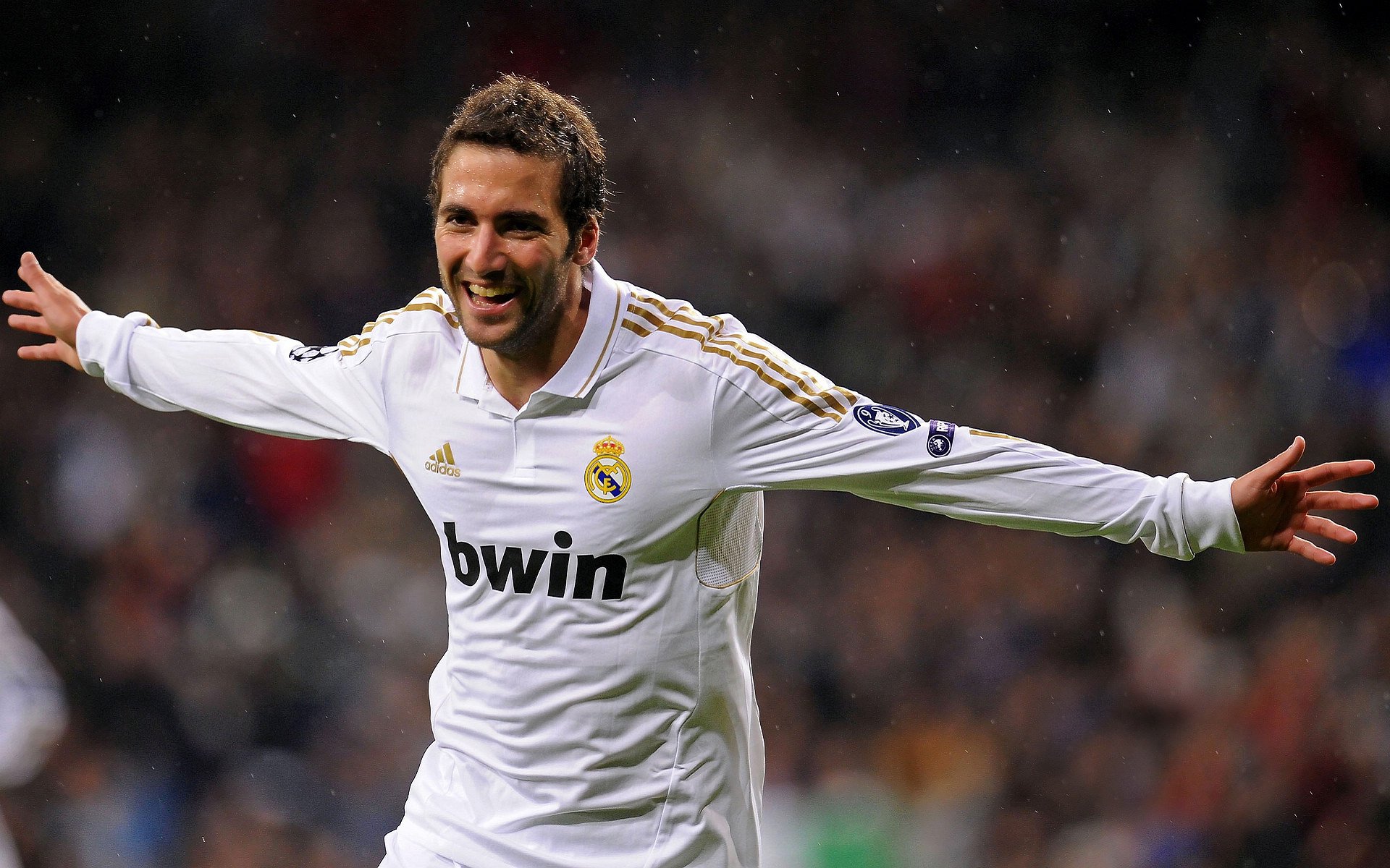 奥斯梅恩的爆发，尼日利亚生死战中如何击溃多特蒙德