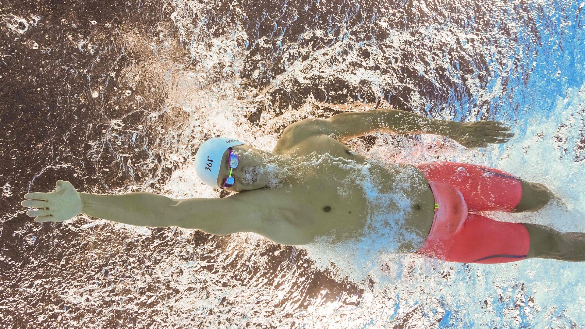 伊萨克，从华沙到加的夫，一场定义唯一性的90分钟