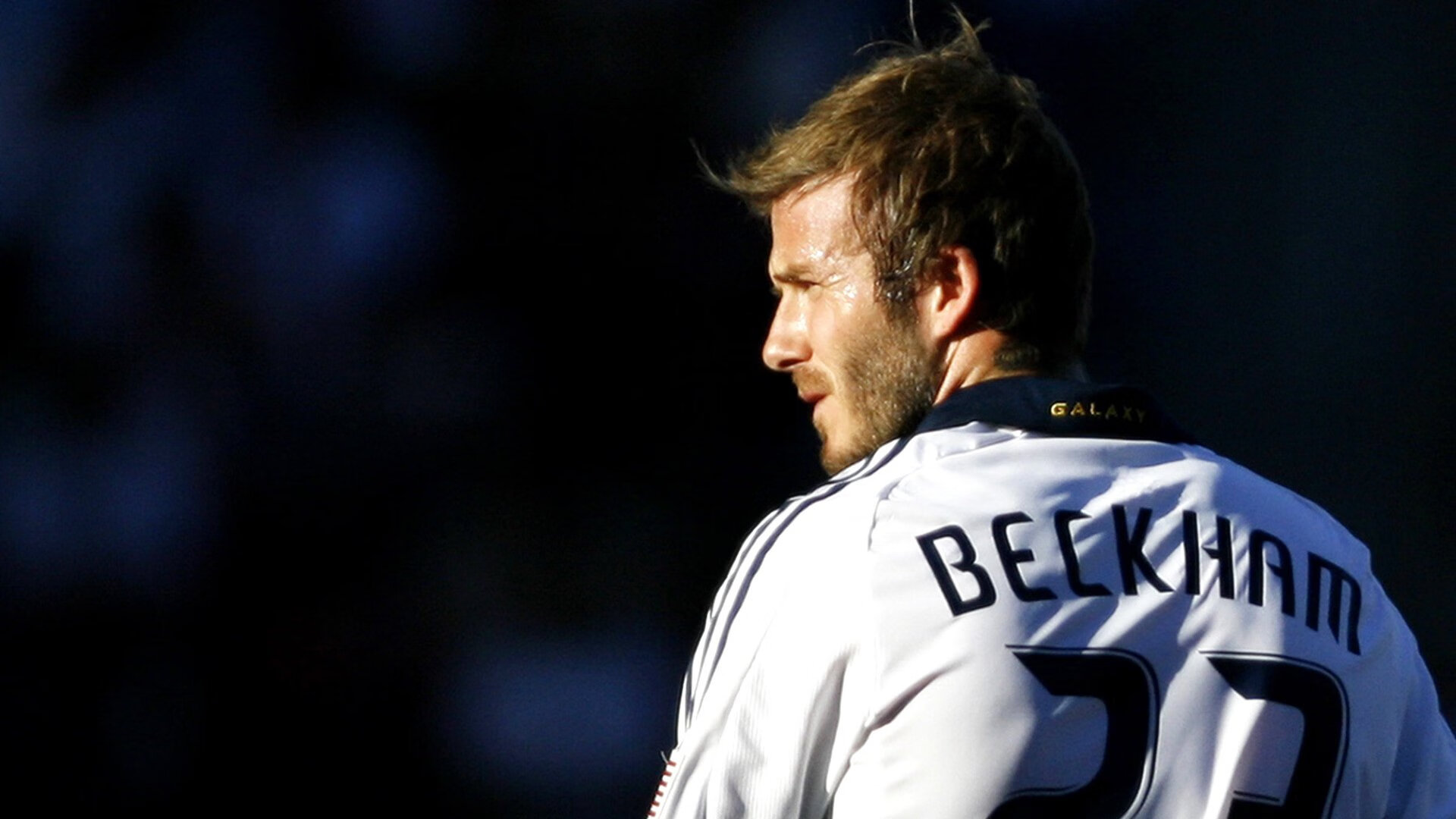 冰岛奇迹再现？欧冠决赛焦点战上演末节风暴逆转罗马